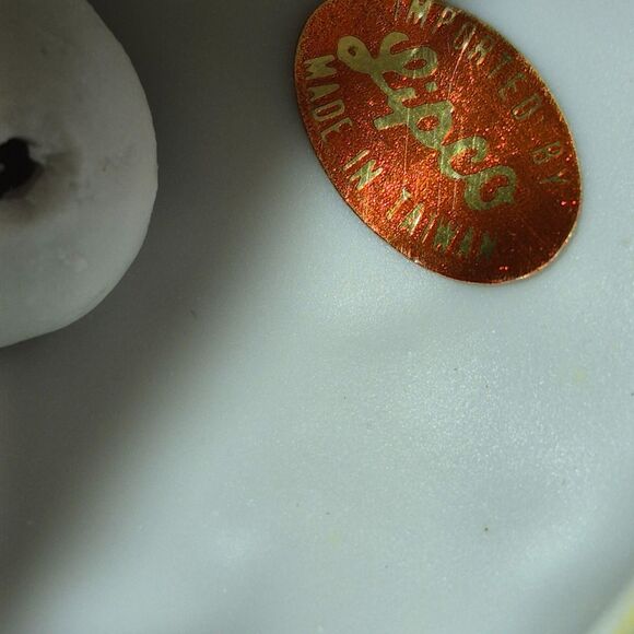 2 Vintage Porcelain Angel Bell's 4.5in's Tall 1 in Yellow Dress & 1 in Pink. - Picture 7 of 10